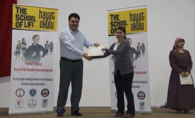 &rsquo;hayat Okulu&rsquo;ndan Mezun Oldular 1