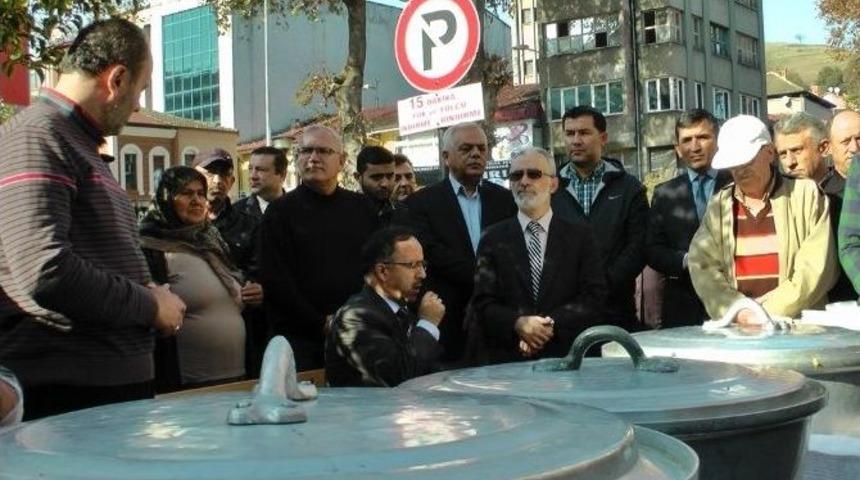 &Ccedil;aycumalı Esnaflardan Aşure Etkinliği