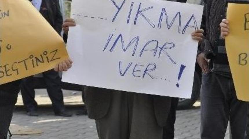 Ayvacık Sahillerinde Yıkım Protestosu