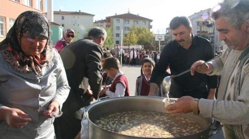 Sungurlu&rsquo;da Aşure G&uuml;n&uuml; D&uuml;zenlendi