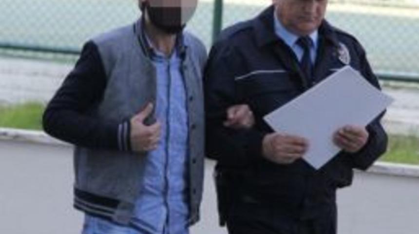 Silahı Attı Ancak Yakalanmaktan Kurtulamadı