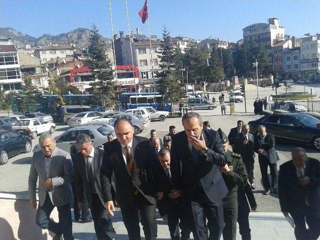 Kastamonu Valisi Şehmus G&uuml;naydın Tosya&rsquo;da İncelemelerde Bulundu 1