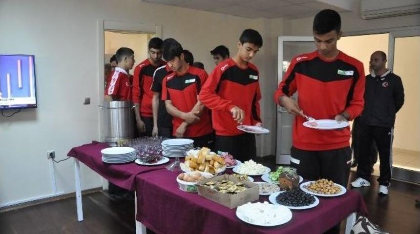 Kano-k&uuml;rek Tohm Sporcuları Atlıspor Kul&uuml;b&uuml;ne Taşındı