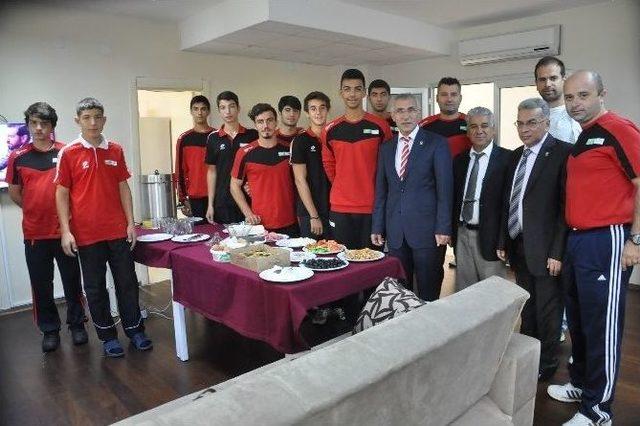 Kano-k&uuml;rek Tohm Sporcuları Atlıspor Kul&uuml;b&uuml;ne Taşındı 2