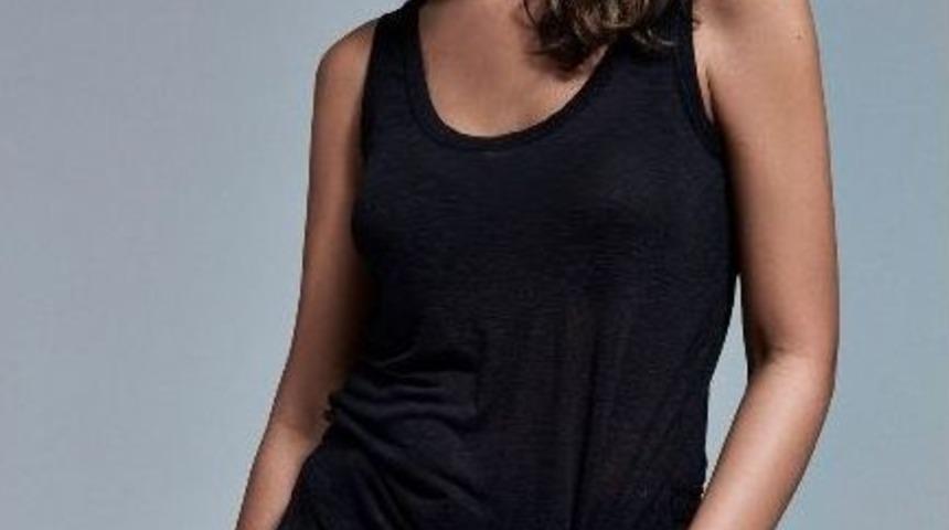 Şarkıcı Sıla Nota Kitabı &Ccedil;ıkardı