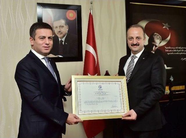 Asiad&rsquo;den Akg&uuml;l&rsquo;e Onursal &Uuml;yelik 1