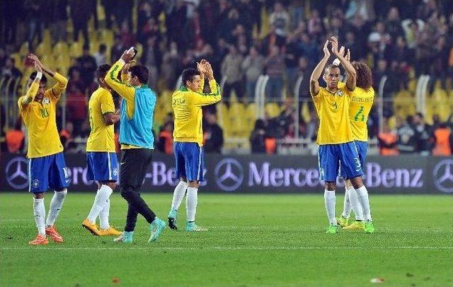 T&uuml;rk Taraftarların Neymar Sevgisi 3