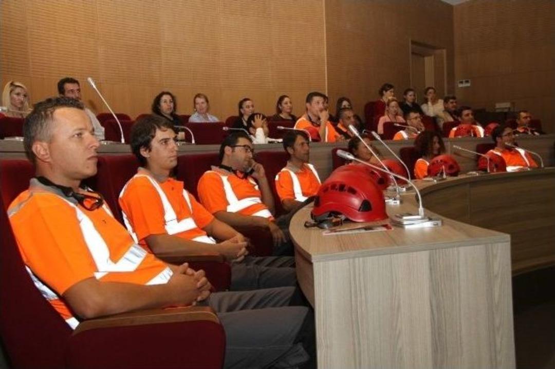 Gaziemir Belediyesi&rsquo;nden &Ouml;rnek Ekip