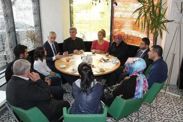 M&uuml;h&uuml;rlenen Apartmanın Sakinlerine Kağıthane Belediyesi Sahip &Ccedil;ıktı 3