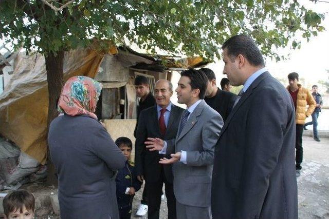 Öğrenciler Yoksul Ailelerin Yüzünü Güldürdü 2