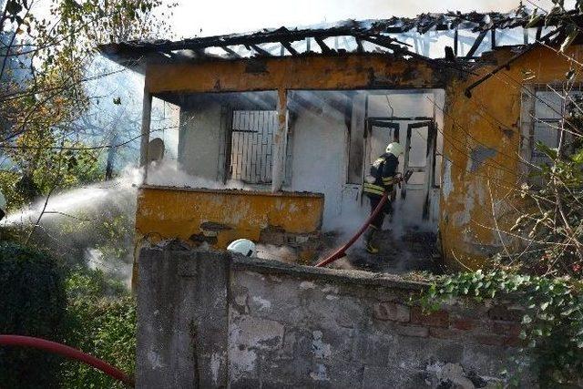 Çarşamba’da Ev Yangını