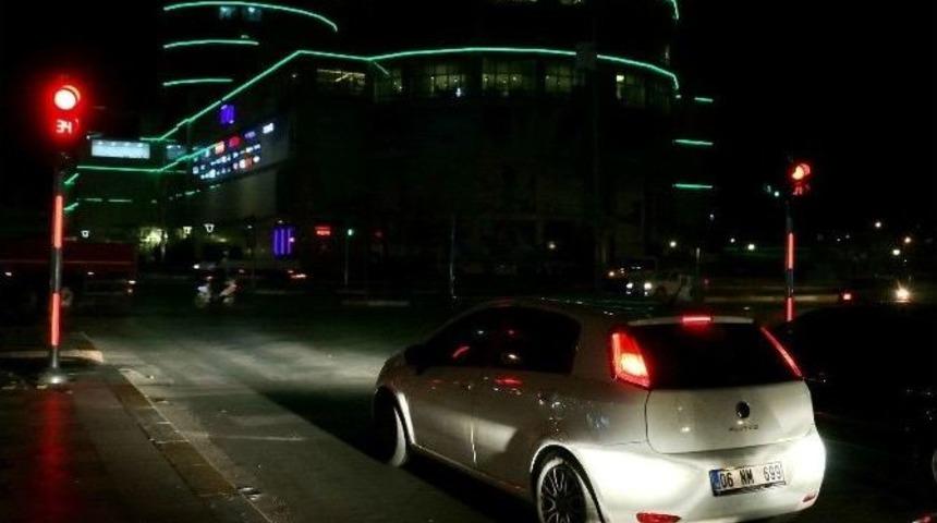 Aksaray&rsquo;a Led Işıklı Sinyalizasyon Sistemi