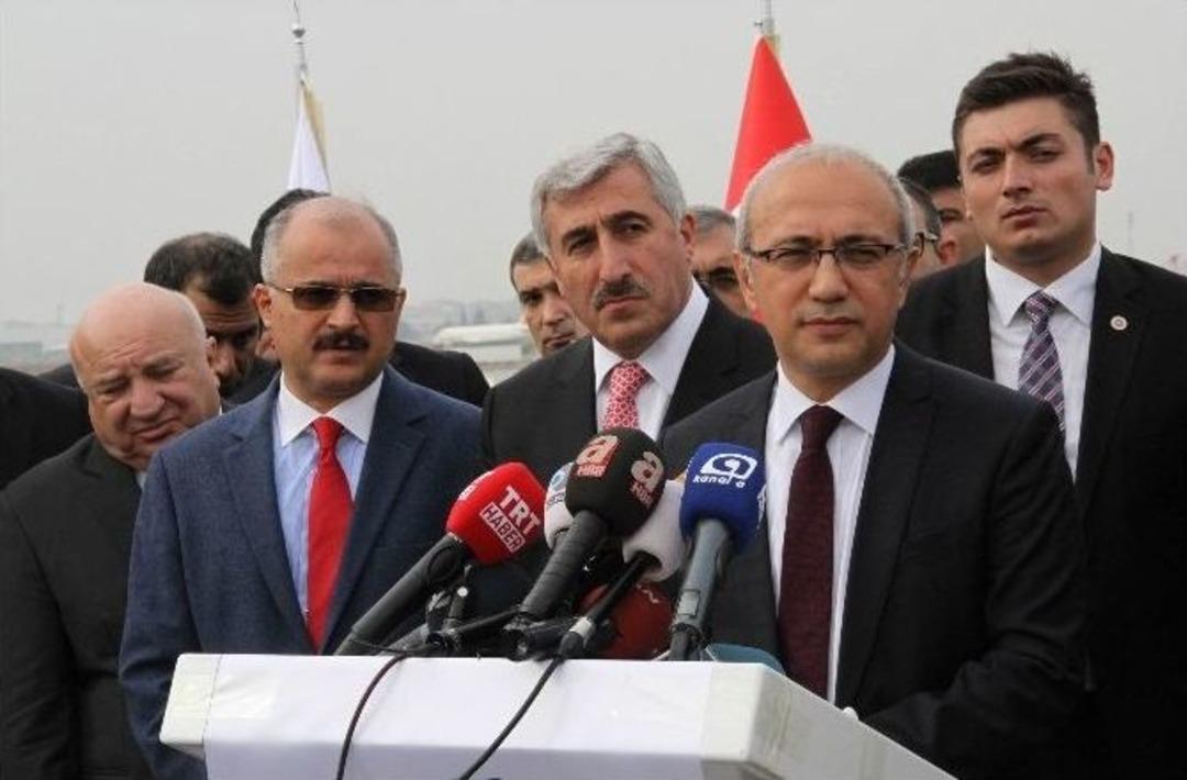 Bakan Elvan, Atat&uuml;rk Havalimanı&rsquo;ndaki Yeni Park Alanlarını A&ccedil;tı