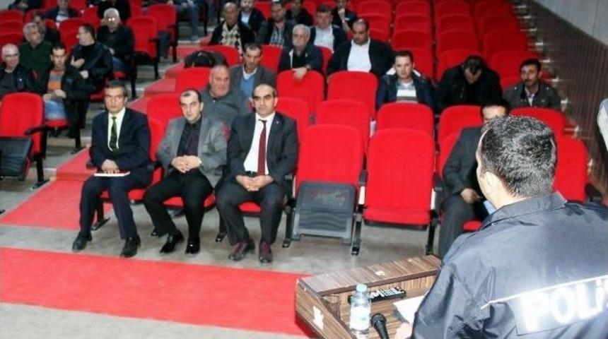 Manyas&rsquo;ta Okul Servisi S&uuml;r&uuml;c&uuml;lerine Eğitim