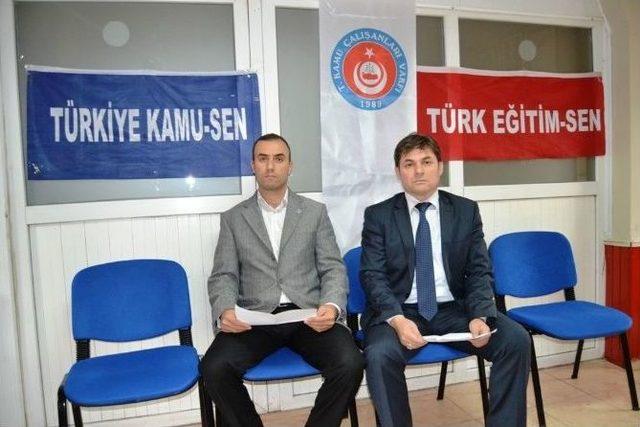 Ayvalık&rsquo;ta Meb&rsquo;in Okul M&uuml;d&uuml;rl&uuml;ğ&uuml; Sınavlarına Tepki 1