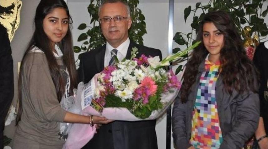 Başkan Zeki Kayda&rsquo;ya Gen&ccedil;lerden Teşekk&uuml;r Ziyareti