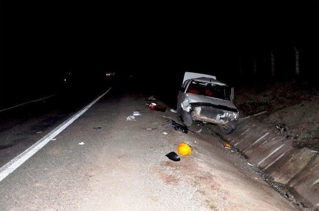 Kız &Ouml;ğrenciye &Ccedil;arpan Otomobil Takla Attı: 3 Yaralı 2