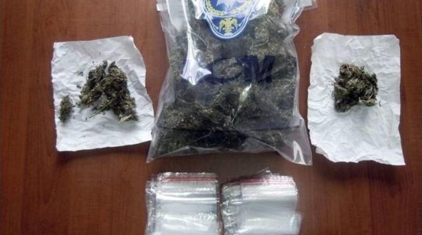 Uyuşturucu Madde Ararken Tarihi Eser Buldular