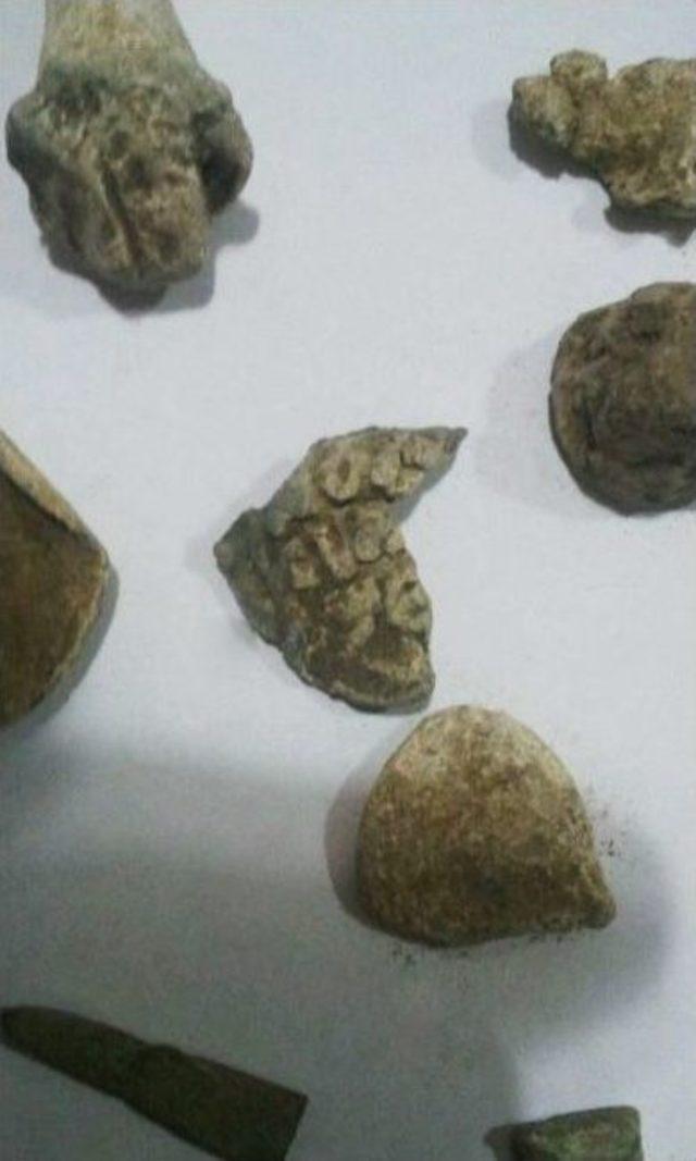 Uyuşturucu Madde Ararken Tarihi Eser Buldular 1