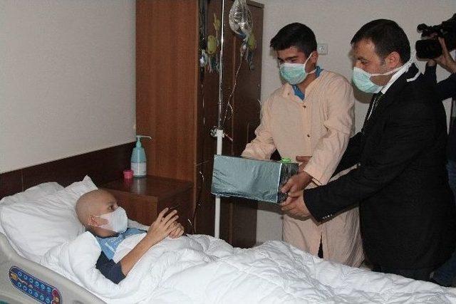 Gen&ccedil; Kaymek&rsquo;ten Anlamlı Ziyaret 1