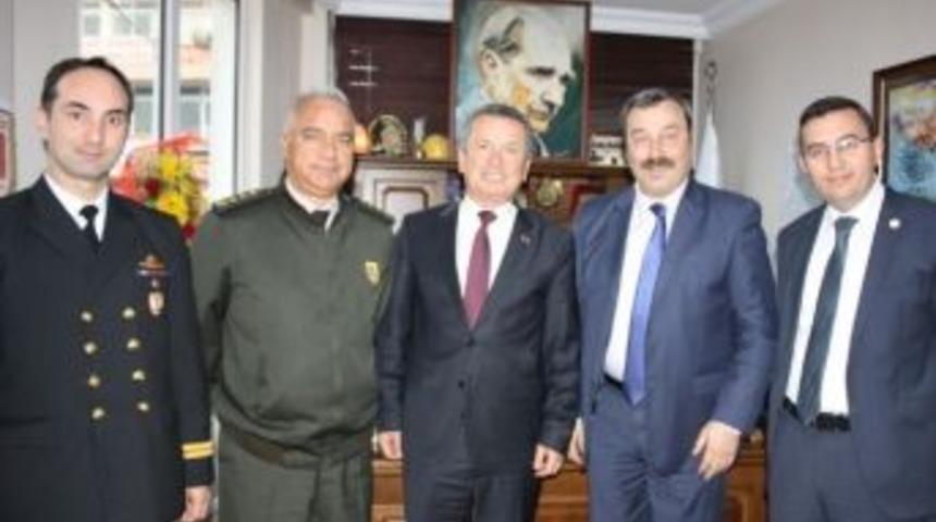 Jandarma, İl Emniyet Ve Sahil G&uuml;venlik&rsquo;ten &Ccedil;aycuma &Ccedil;ıkarması