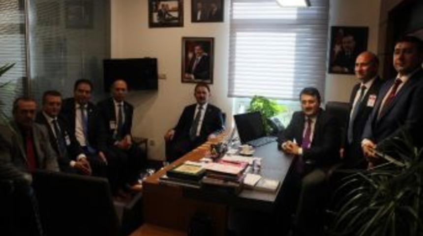 Mehmet &Ouml;z, Milletvekili G&uuml;lşen&rsquo;i Ziyaret Etti