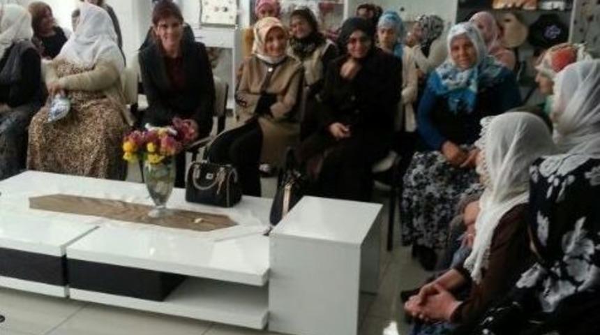 Adem&rsquo;de Aşure Etkinliği