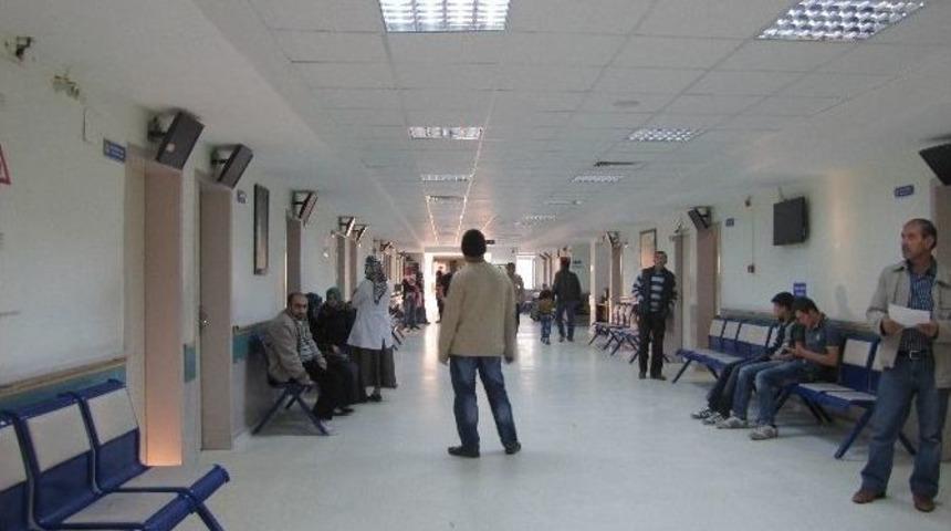 Hastanede 3 G&uuml;n Hasta Bakılamadı