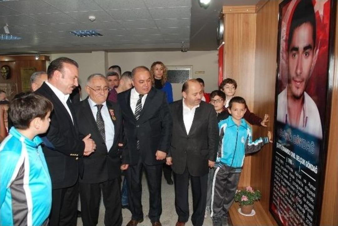 Başkan Doğan&rsquo;dan &Uuml;&ccedil; A&ccedil;ılış Birden