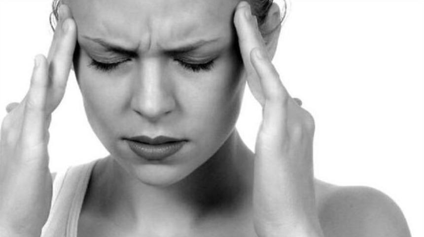 Baş Ağrınızın Nedeni Fıtık Olabilir !