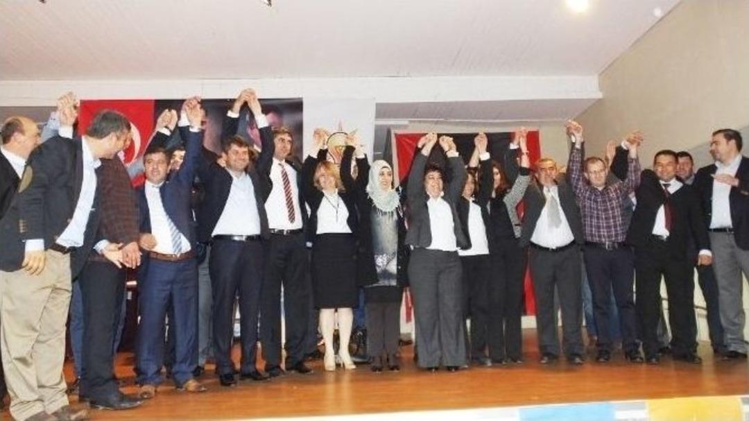 Burhaniye Ak Parti&rsquo;de Bedir G&uuml;ven Tazeledi