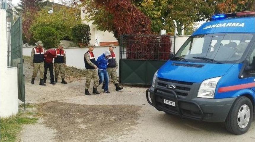 Yağma Şebekesi Ticari Taksi Şof&ouml;r&uuml;n&uuml; Gasp Etti