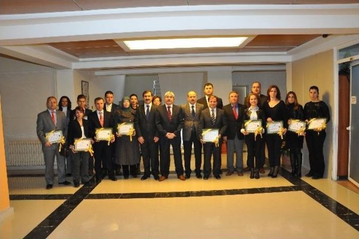 Somalı &Ouml;ğrencilere Psikolojik Destek Veren &Ouml;ğretmenlere Vefa