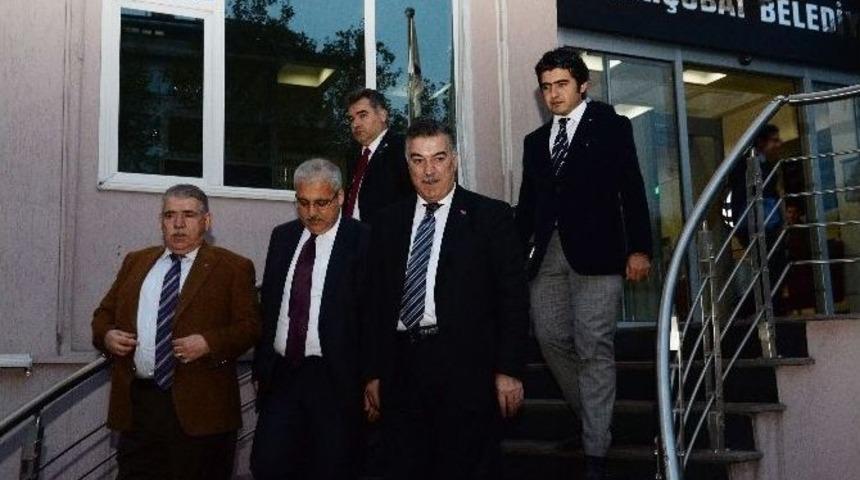 Valilerden Başkan Mah&ccedil;i&ccedil;ek&rsquo;e Ziyaret