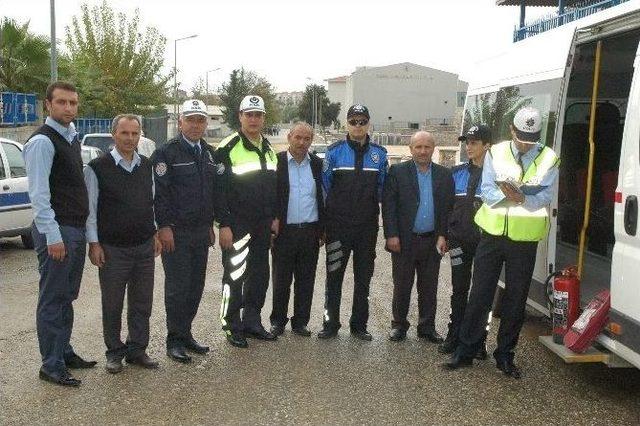 Manavgat&rsquo;ta Okul Servislerine Denetim 2