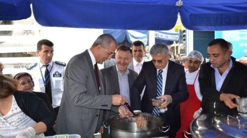 Mezitli Belediyesi Aşure G&uuml;n&uuml; D&uuml;zenledi