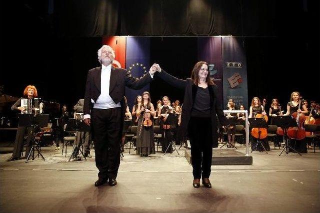 Eleni Karaindrou&rsquo;dan Eskişehir&rsquo;de Muhteşem Konser 3