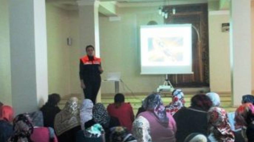 Kur&rsquo;an Kursunda Afet Bilinci Eğitimi Verildi