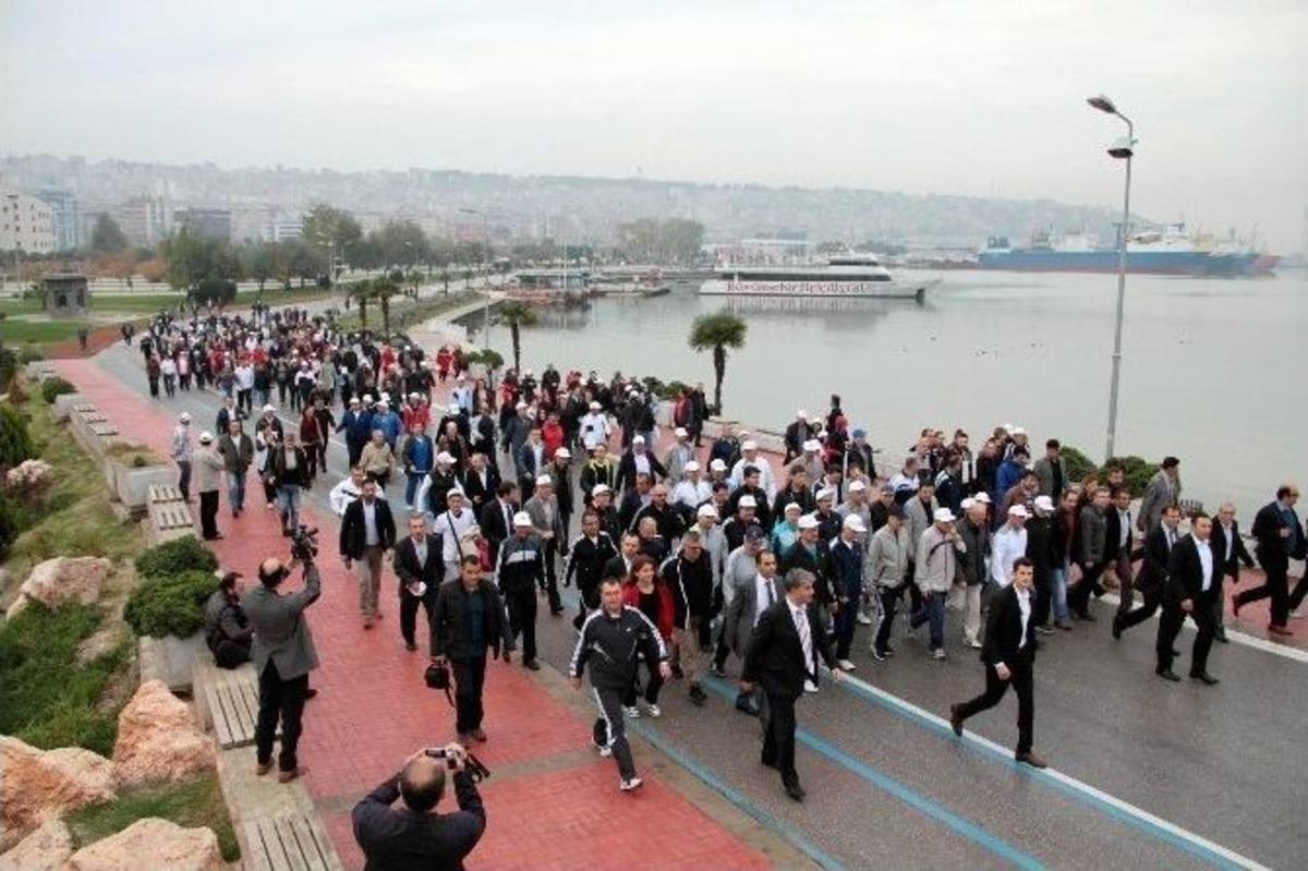 Bakan M&uuml;ezzinoğlu, Sağlıklı Yaşam İ&ccedil;in Y&uuml;r&uuml;d&uuml;