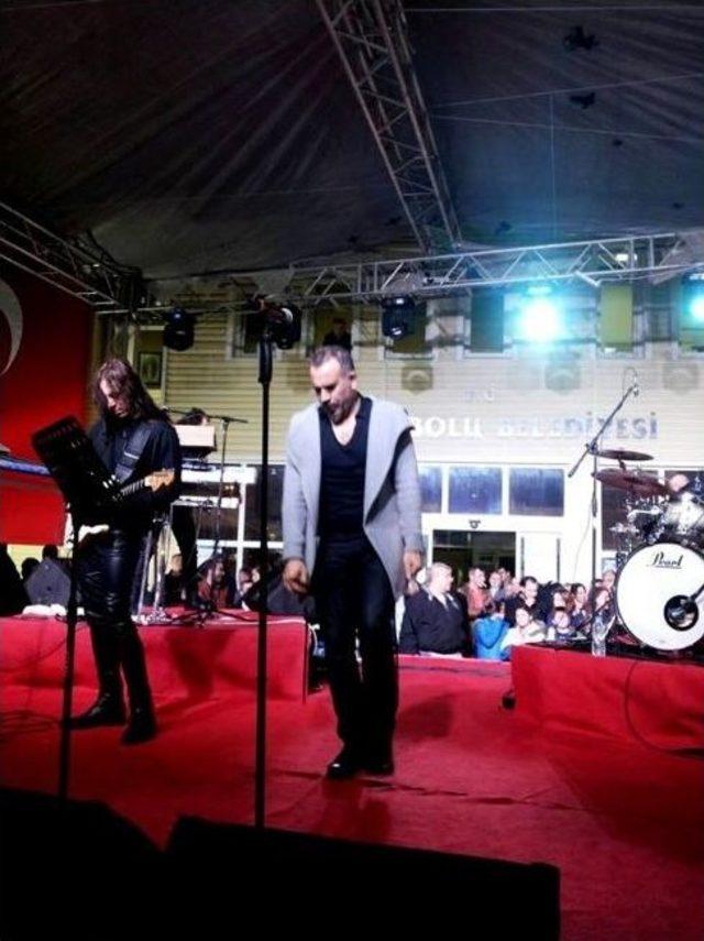 Haluk Levent Ve Kurtalan Ekspres İlk Konserlerini Hayrabolu’da Verdi