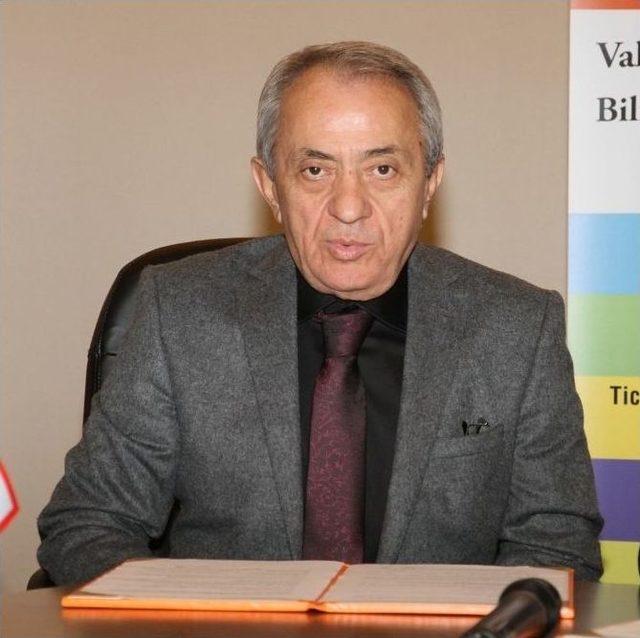 Manisa, İzmir Ekonomili &Ouml;ğrencilerle B&uuml;y&uuml;yecek 2