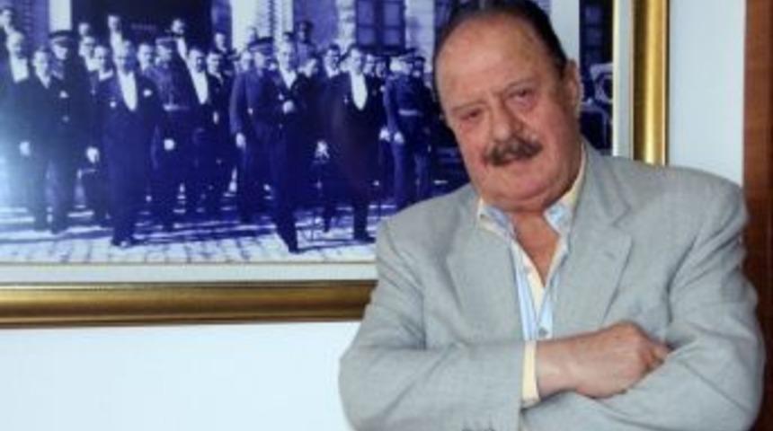 İlhan Cavcav Futbolculara Sakal Yasağı Getirdi