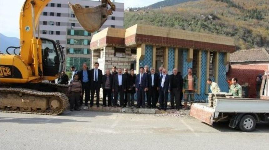 Başkan Ko&ccedil;han, Ma&ccedil;ka&rsquo;ya Yakışmayan G&ouml;r&uuml;nt&uuml;y&uuml; Ortadan Kaldırdı