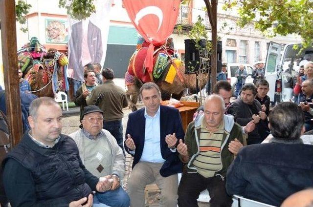 Ayvalık Deveciler Derneği’nden Havut Hayrı