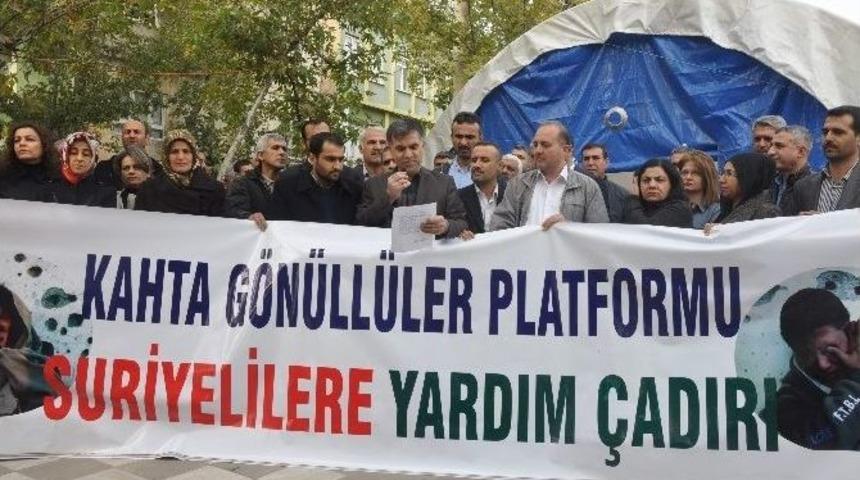 Kahta G&ouml;n&uuml;ll&uuml;ler Platformu Yardım &Ccedil;adırı Kurdu