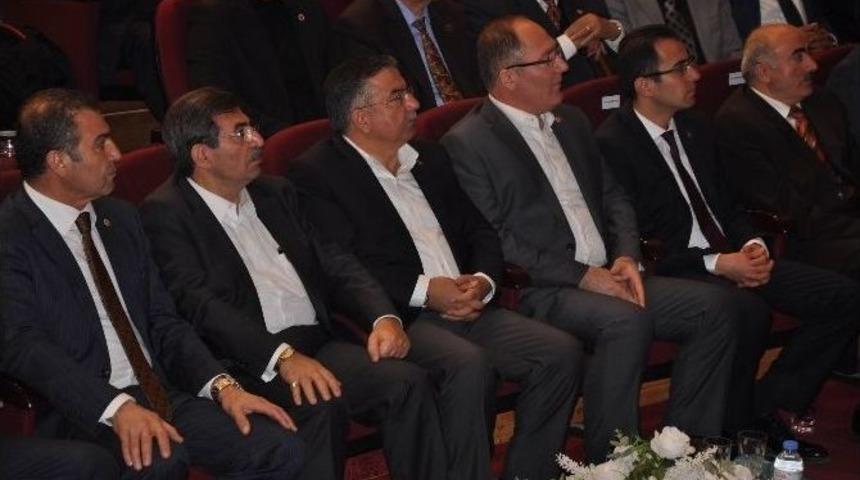 Bakan Yılmaz Ve G&uuml;ll&uuml;ce Sivas&rsquo;ta