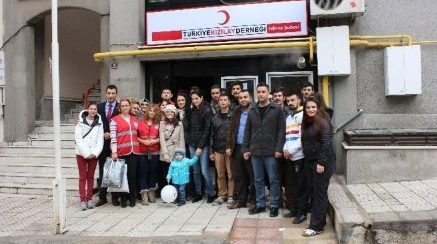 Edirne G&ouml;n&uuml;ll&uuml;leri İle T&uuml;rk Kızılayı El Ele