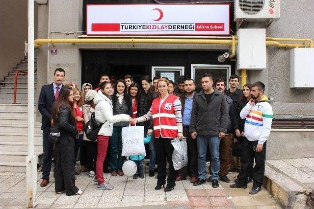 Edirne G&ouml;n&uuml;ll&uuml;leri İle T&uuml;rk Kızılayı El Ele 1