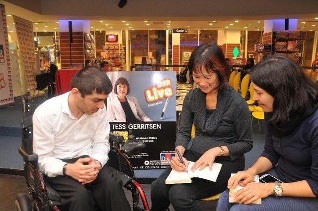 Spastik Engelli Talha Yıldız, Tess Gerritsen İle Buluştu 1