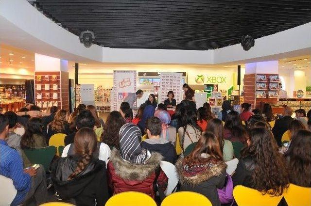 Spastik Engelli Talha Yıldız, Tess Gerritsen İle Buluştu 2